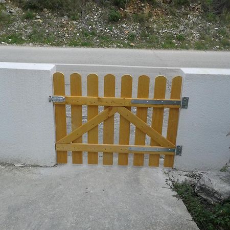 Apartment Tara Nečujam Buitenkant foto